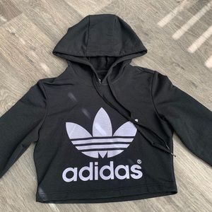 Cropped hoodie